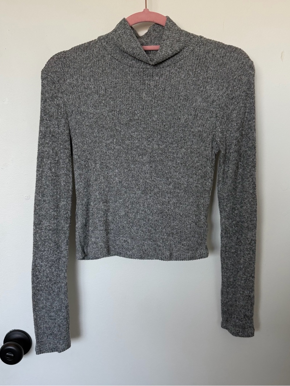 Ambiance Gray Ribbed Mock Neck Long Sleeve Top Size Small